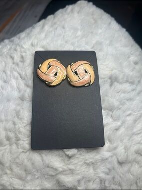 Elegant Peach and Cream Knot Earrings